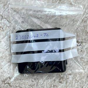 Renault Clio Mk4 Rear Bumper Tow Hook Eye Cap Cover 2016-2019 511653283R Genuine 27 Renault Clio Mk4 Rear Bumper Tow Hook Eye Cap Cover 2016-2019 511653283R Genuine - Image 14