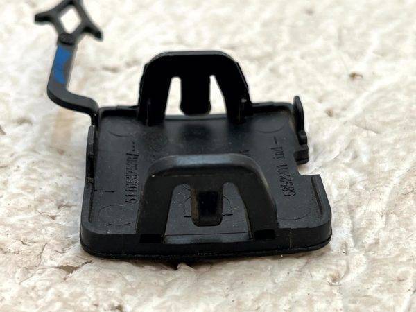 Renault Kangoo Rear Bumper Tow Hook Eye Cap Cover 2022 ON 511653752R Genuine 6 Renault Kangoo Rear Bumper Tow Hook Eye Cap Cover 2022 ON 511653752R Genuine 178430989767 7