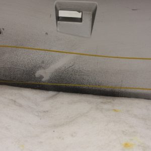 Renault Laguna Rear Bumper 850220001R Genuine *DAMAGED* - Image 5