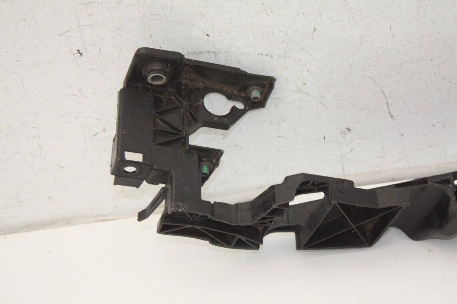 Seat-Leon-Front-Right-Headlight-Bracket-5F0807890C-Genuine-176646949847-12