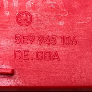 Skoda Octavia Mk3 Rear Bumper Right Reflector 2013 TO 2017 5E9945106 Genuine - Image 16
