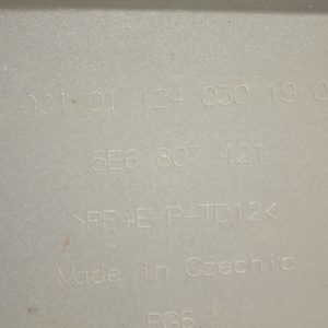 Skoda Octavia Rear Bumper 2020 TO 2024 5E6807421 Genuine *DAMAGED* - Image 20