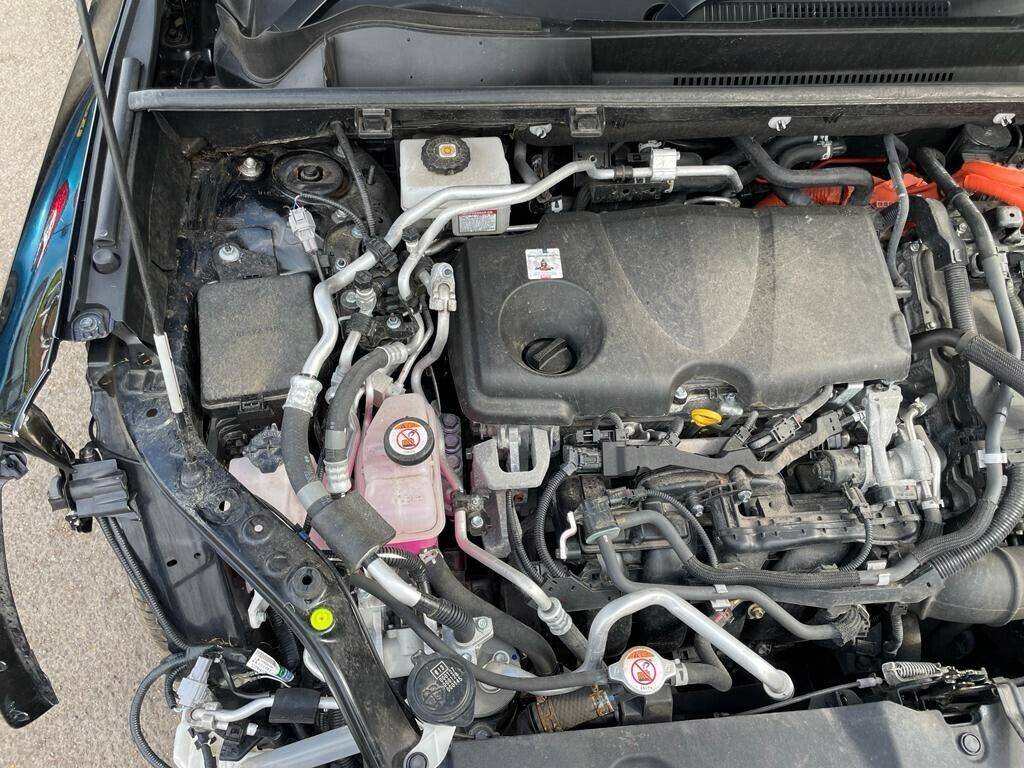 Suzuki-Across-25-Petrol-Hybrid-E-CVT-Accident-Damage-Salvage-UNRECORDED-2022-176401270707-12