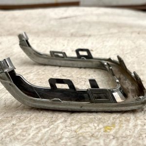 Suzuki Ignis 3 Front Right Radiator Grille Ornament Chrome Trim 16-20 7216373S0 - Image 10