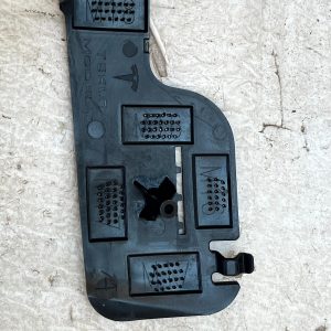 Tesla Model Y Front Bumper Right Fog Light Bracket 21 TO 25 1493748-00-A Genuine - Image 10