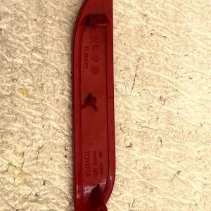 Toyota Auris E18 Rear Left Side Bumper Reflector 2015 TO 2019 E90211605 Genuine - Image 6
