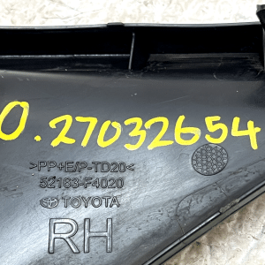 Toyota C-HR Rear Bumper Right Reflector Trim 2016 TO 2019 52163-F4020 Genuine 23 Toyota C-HR Rear Bumper Right Reflector Trim 2016 TO 2019 52163-F4020 Genuine - Image 12