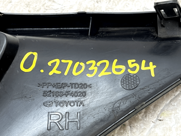 Toyota C-HR Rear Bumper Right Reflector Trim 2016 TO 2019 52163-F4020 Genuine 11 Toyota C HR Rear Bumper Right Reflector Trim 2016 TO 2019 52163 F4020 Genuine 178510567597 12
