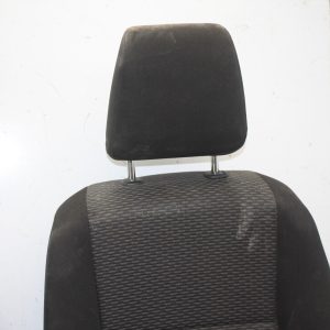 Toyota Hilux Front & Rear Seat Set Genuine *DAMAGED* - Image 4