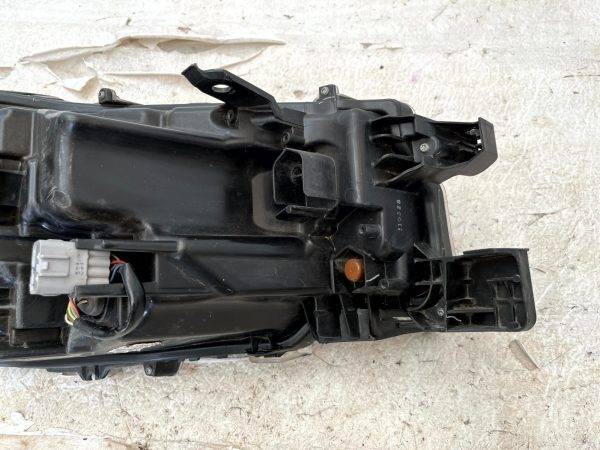 Toyota Hilux Left LED Headlight 2020 TO 2024 81150 YP450 Genuine 178507902757 12