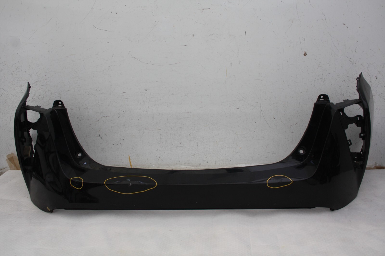 Toyota Prius Rear Bumper 2016 TO 2019 52159-47110 Genuine *DAMAGED*