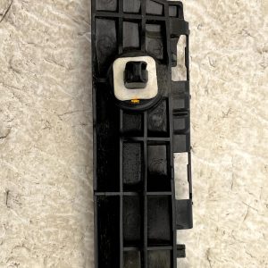 Toyota Yaris Rear Bumper Left Mount Bracket 2011 TO 2015 52576-0D130 Genuine - Image 8