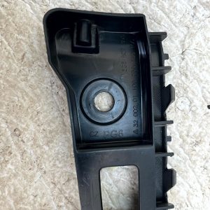 VW Golf Mk7 Rear Bumper Left Bracket 2013 TO 2020 5G6807393 Genuine - Image 7