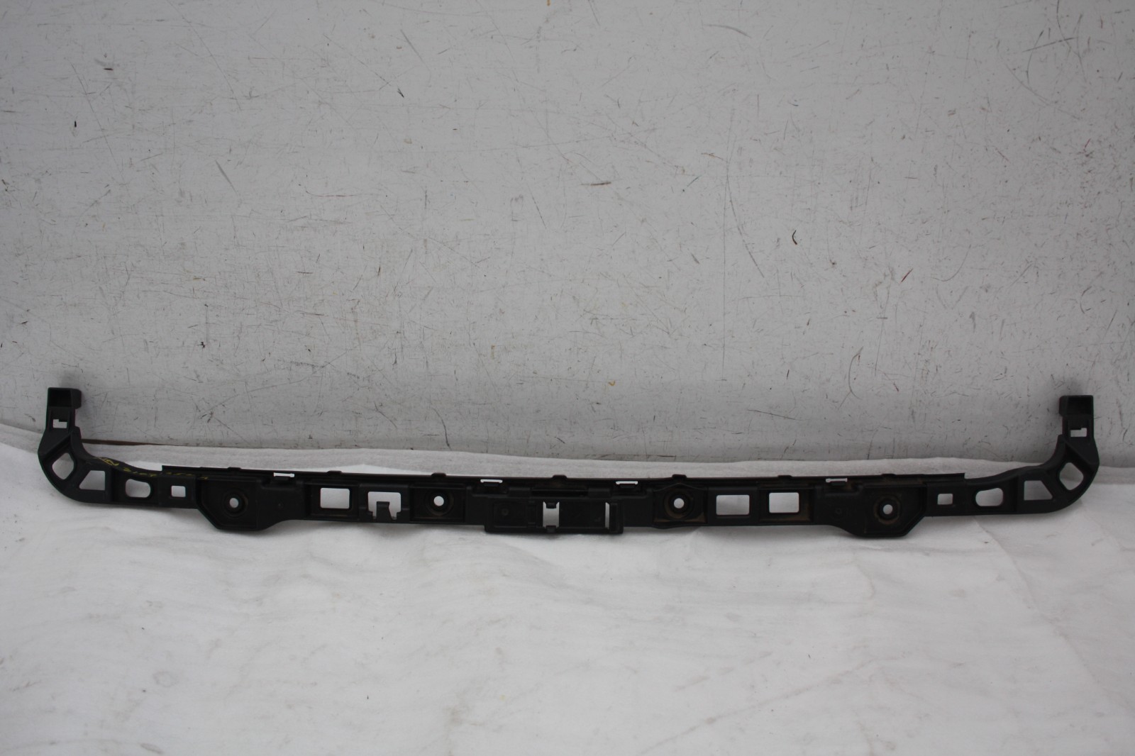 VW Golf Rear Bumper Support Bracket 2009 TO 2013 5K6807863 Genuine