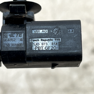 VW Passat Wiring Loom Plug Connector 1J0973814 Genuine - Image 9