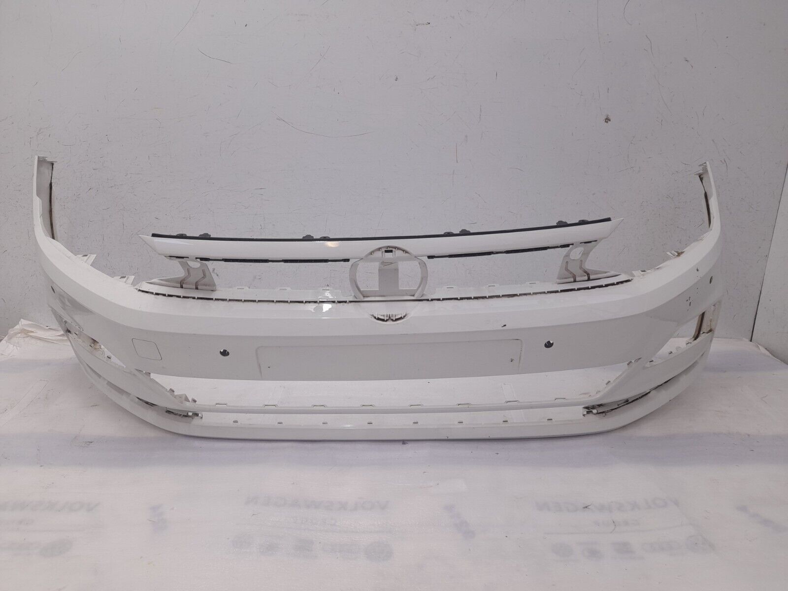 VW Polo Front Bumper 2018 TO 2021 2GS807221 Genuine *DAMAGED*