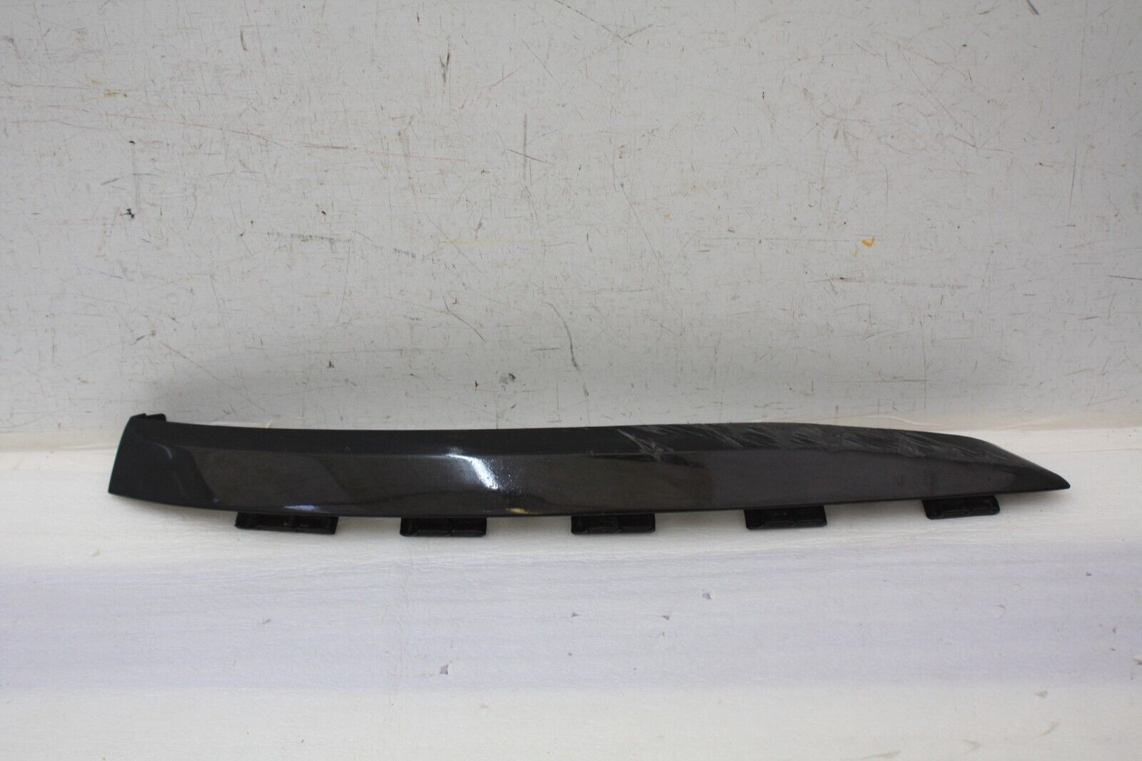 VW Polo Front Bumper Left Trim 2014 TO 2017 6R0805903A Genuine *DAMAGED*