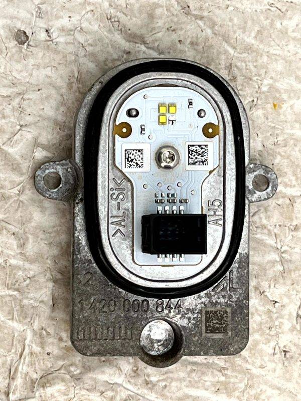 VW Tiguan Mk2 LED Headlight Ballast Control Module 2018 2023 1420000844 Genuine 178507815507 4