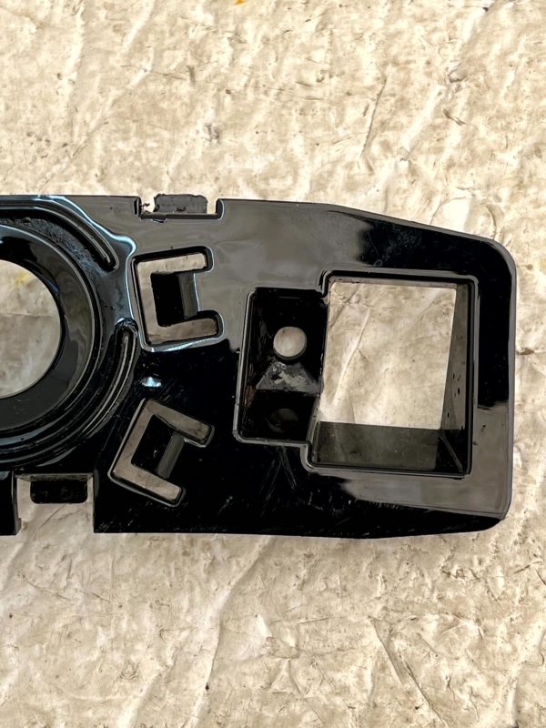 VW Tiguan Mk3 Rear Right Side Parking Sensor Holder 2024 ON 571919398A Genuine 178228446167 4