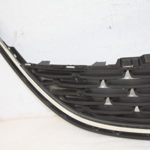 Vauxhall Astra Front Bumper Grill 13368822 Genuine *DAMAGED* - Image 6