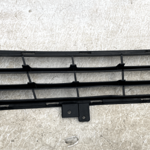 Vauxhall Astra Front Bumper Lower Grille 2019 TO 2022 39130494 Genuine - Image 9