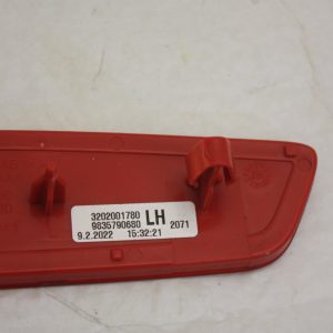 Vauxhall Mokka Rear Bumper Left Side Light Reflector 2021 ON 9835790680 Genuine - Image 6