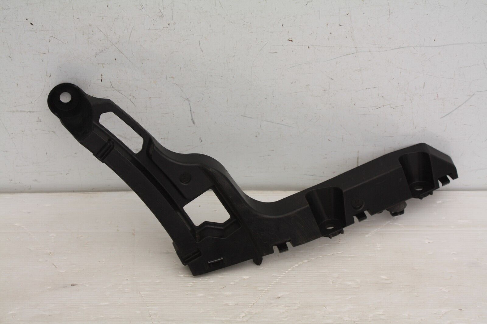 Vauxhall Mokka Rear Bumper Right Bracket 2020 ON 9835237980 Genuine