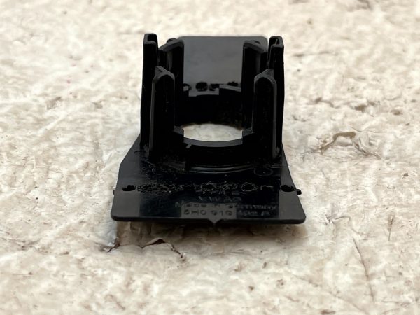 Volkswagen Golf MK8 Rear Right Parking Sensor Bracket 5H0919492B Genuine 178539087257 4