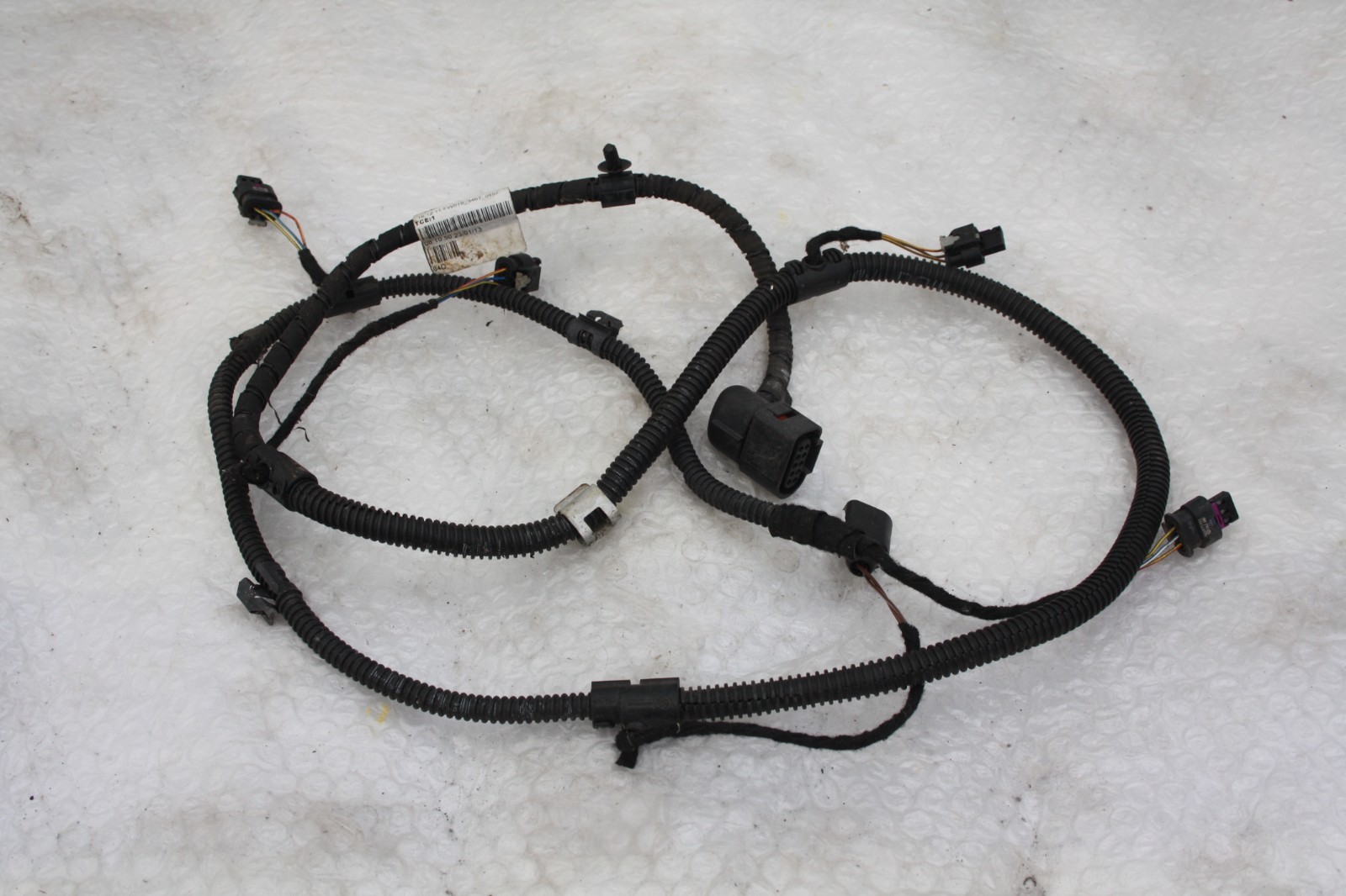 Volkswagen Golf Rear Bumper Wiring Loom 2013 – 2017 5G0971104D Genuine *DAMAGED*