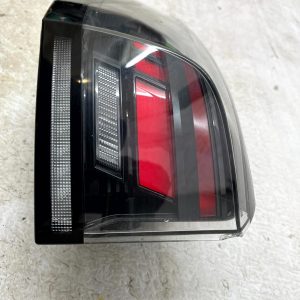 Volkswagen Tiguan MK3 Rear Left Outer Tail Light Lamp 2024 ON 571945207C Genuine - Image 6