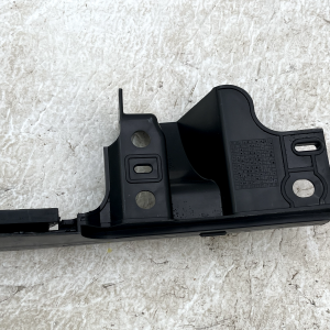 Volkswagen Transporter Rear Bumper Center Suppport Bracket 2003-2020 7H0807723 - Image 15