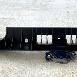 Volkswagen Transporter Rear Bumper Center Suppport Bracket 2003-2020 7H0807723 - Image 5