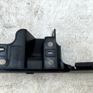 Volkswagen Transporter Rear Bumper Center Suppport Bracket 2003-2020 7H0807723 - Image 10