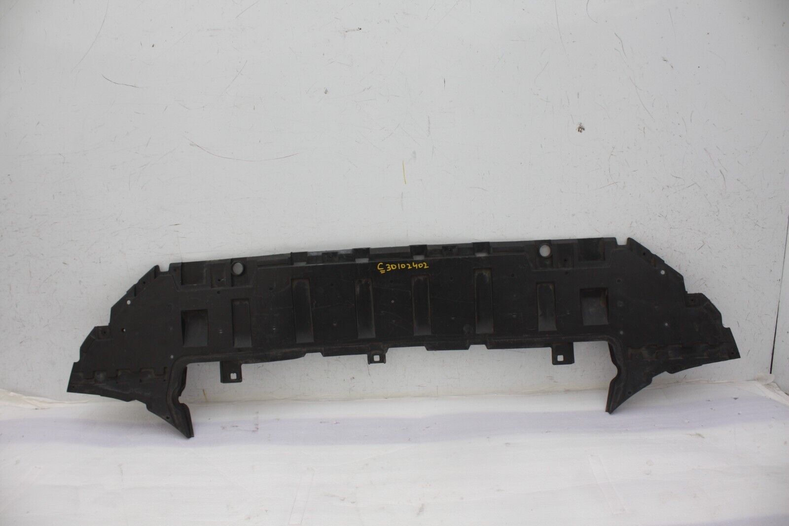 Volvo XC90 Front Bumper Under Tray 2015 ON 31353372 Genuine