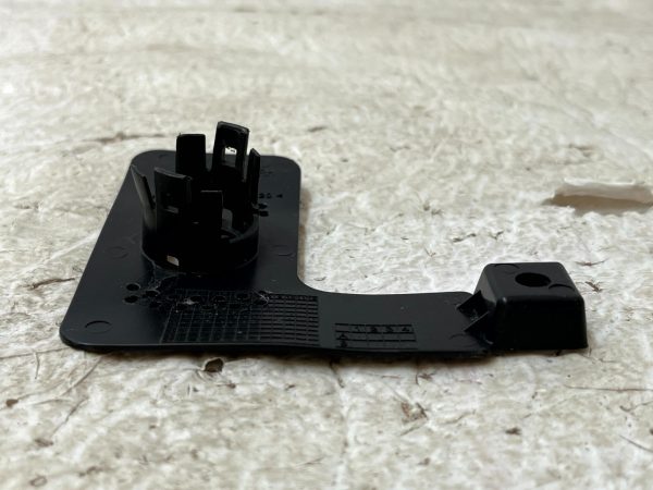 Volvo XC90 Rear Right Side Parking Sensor Mount Bracket 20 24 32345822 Genuine 178551046467 6