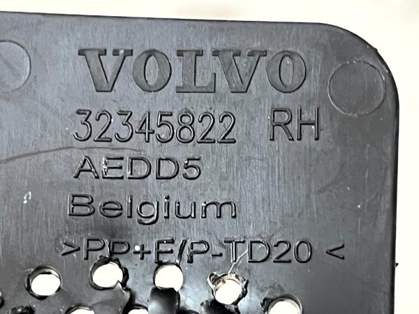 Volvo XC90 Rear Right Side Parking Sensor Mount Bracket 20 24 32345822 Genuine 178551046467 7