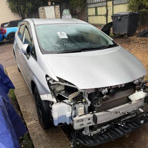 2015 Toyota Prius Hybrid Auto 1.8L Accident Damaged Salvage Spares Breaking Part - Image 3