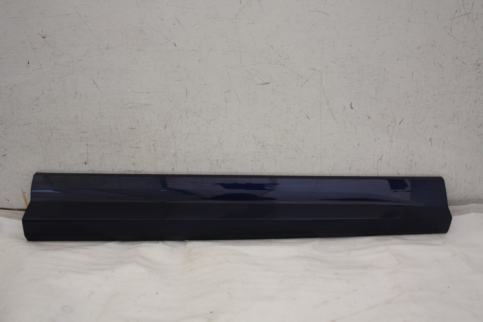 Audi Q2 S Line Front Right Door Moulding 2016 TO 2021 81A853960A Genuine