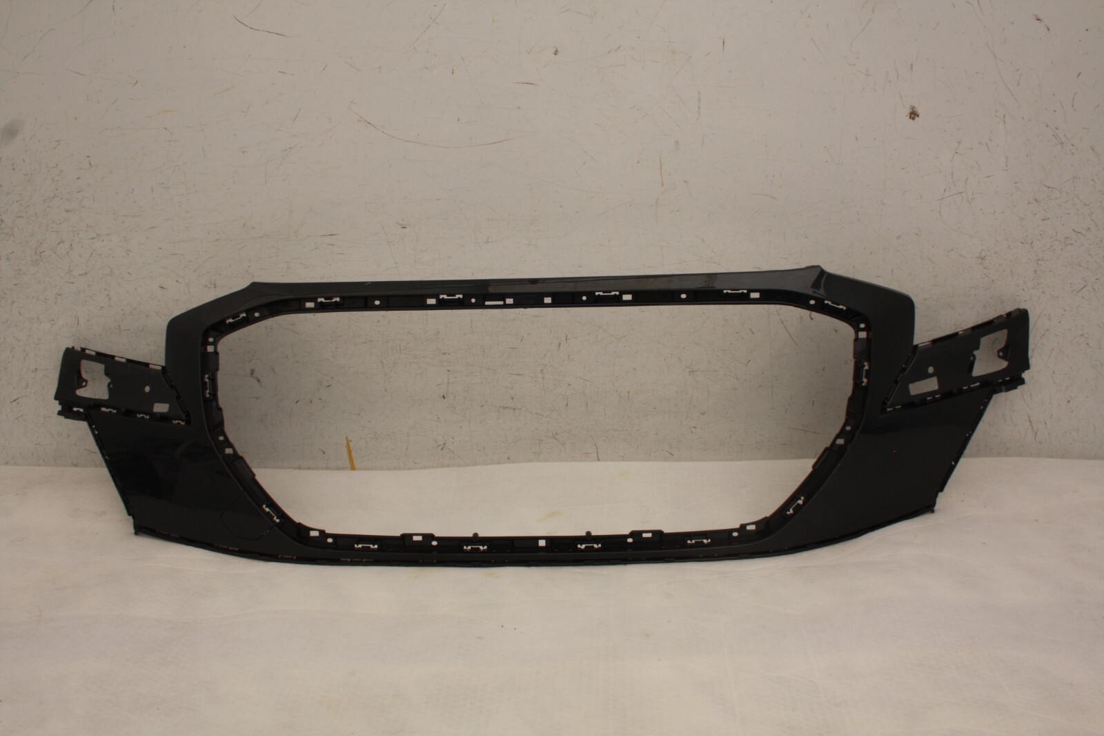 Audi Q4 E-Tron Front Bumper Grill Surround 2021 ON 89A807725A Genuine