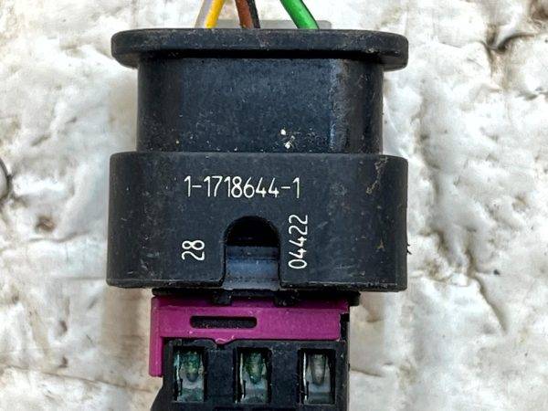 Audi VW Mercedes 3 Pin PDC Sensor Wiring Loom Plug Connector 1 1718644 1 Genuine 178437195798 8