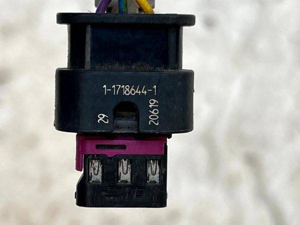 Audi VW Mercedes 3 Pin PDC Sensor Wiring Loom Plug Connector 1 1718644 1 Genuine 178439568408 8