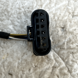 BMW 3 Series E90 E91 6 Pin Wiring Loom Harness Plug Connector PA66GF25 Genuine 13 BMW 3 Series E90 E91 6 Pin Wiring Loom Harness Plug Connector PA66GF25 Genuine - Image 6