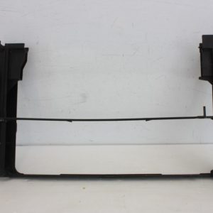 BMW 5 Series F10 F11 Radiator Mounting Bracket Carrier 7804617