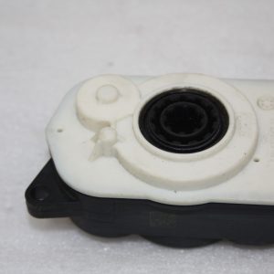 BMW 5 Series G30 Intake Actuator Motor 5811R1001 Genuine - Image 4