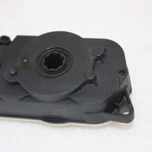 BMW 5 Series G30 Intake Actuator Motor 5811R1001 Genuine - Image 6