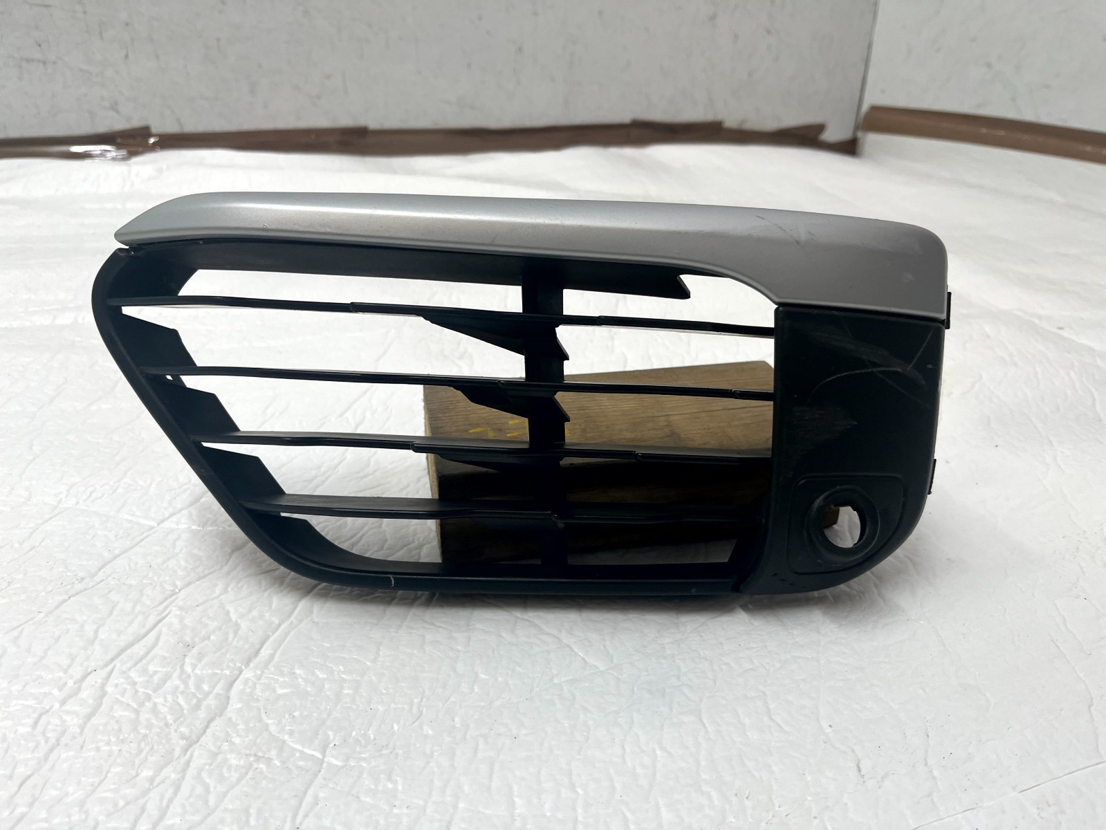 BMW X1 F48 Front Left Bumper Grille 2015 TO 2019 51117354777 Genuine