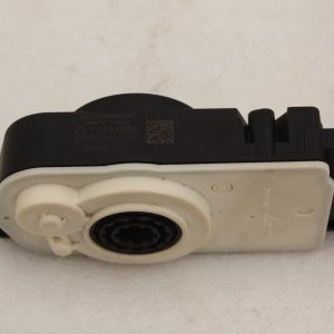BMW X5 G05 Intake Actuator Motor 2018 TO 2023 5811R1000 Genuine - Image 4