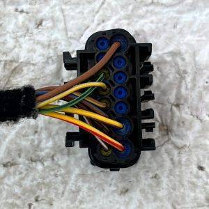 BMW X5 G05 X7 G07 Bumper Wiring Loom Harness Plug Connector 7590364-02 Genuine - Image 6