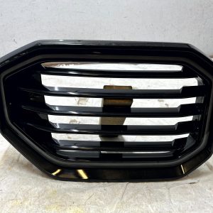 BMW XM G09 Front Bumper Right Side Grille 2023 ON 51139451678 Genuine - Image 3
