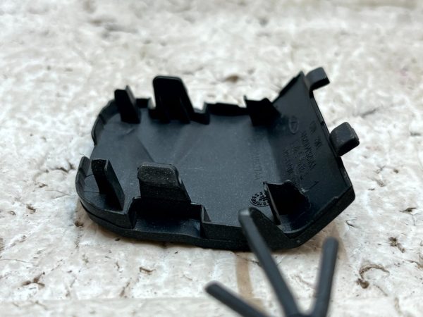 Chery Tiggo 9 Rear Bumper Tow Hook Eye Cap Cover 2023 Onward 602004325AA Genuine 7 Chery Tiggo 9 Rear Bumper Tow Hook Eye Cap Cover 2023 Onward 602004325AA Genuine 178505208948 8